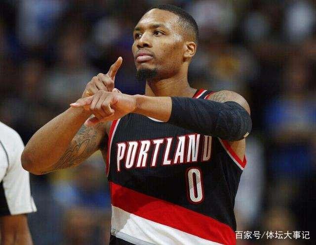 次吸引了众 次吸引了众